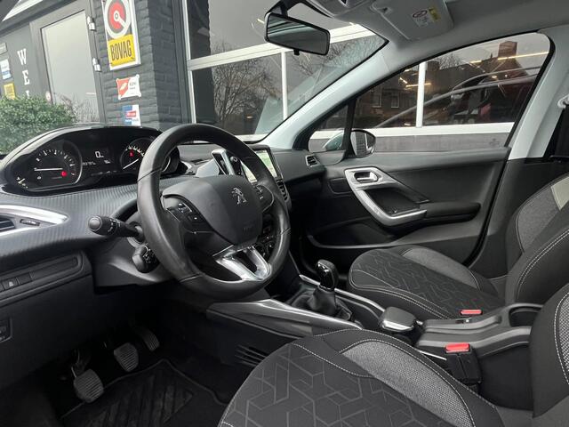 Peugeot 2008 1.2 Blue Lion, Airco, Bluetooth, Cruise, Navi, Pano, PDC, NAP