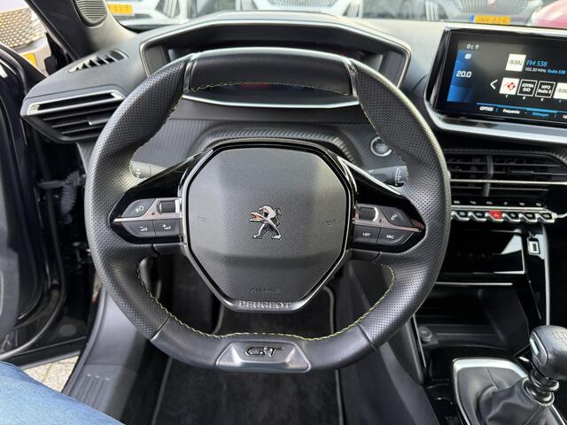Peugeot 2008 1.2 Turbo 130 PK GT | Navigatie | 3D Digitale Cockpit | Full LED Verlichting | Keyless Start | Dode Hoek Detectie | Camera | Lichtmetalen Velgen | Climate & Cruise Control | PDC V+A |