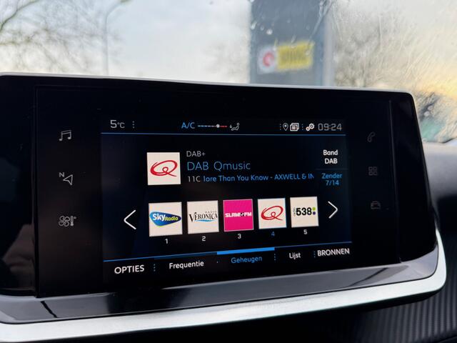 Peugeot 2008 BWJ 11-2020 | 1.2PT 101PK Active | CAMERA A | NAVIGATIE | CRUISE | CARPLAY | EL. AIRCO |