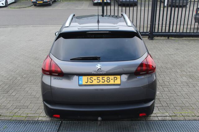 Peugeot 2008 1.2 AUTOMAAT Airco/Trekhaak/Navigatie/Cruise control/Parkeersensoren/Licht metalen velgen