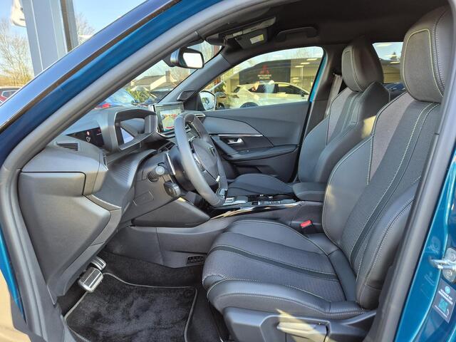 Peugeot 2008 1.2 Hybrid 145 GT | Nieuwstaat | Exclusieve uitvoering | HEV |