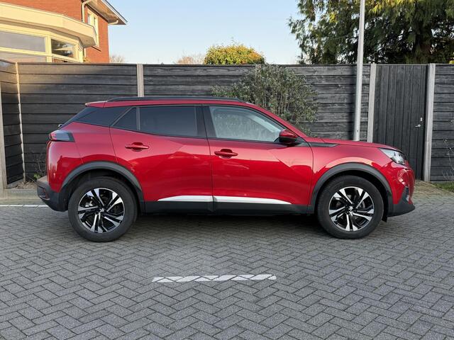 Peugeot 2008 Allure Pack 1.2 PureTech 130PK EAT8 Automaat Achteruitrijcamera, Stoelverwarming, Keyless Start, Parkeersensoren, Apple Carplay, Android Auto