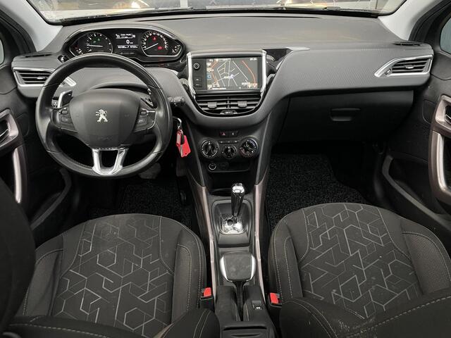 Peugeot 2008 1.2 PureTech Active Automaat - Navigatie - Cruise Control