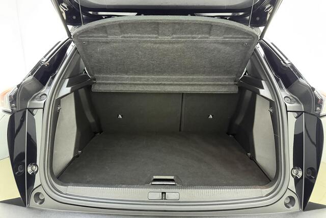 Peugeot 2008 1.2T Automaat Allure |130PK | Trekhaak | Parkeer Camera Achter | Navigatie | Climate Control | DAB+ | Cruise Control | Apple Carplay & Android Auto |