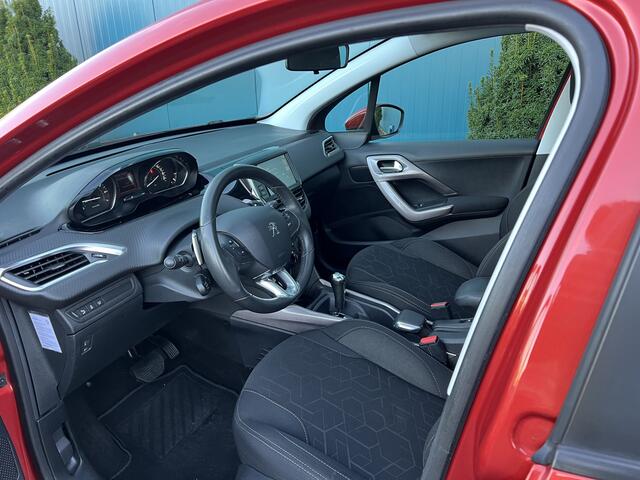 Peugeot 2008 1.2 Aut. PureTech Active AUT. PANO | TREKH | CRUISE | NAV | PDC | BT | AC