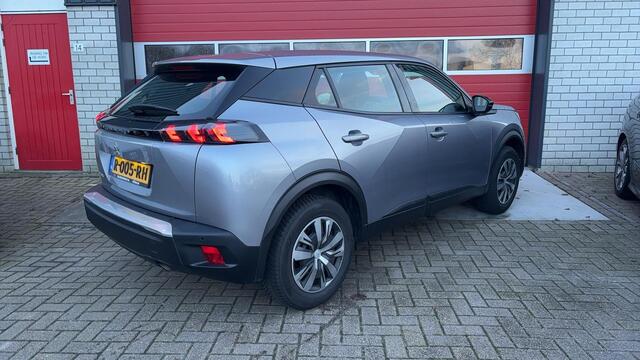 Peugeot 2008 1.2 PureTech Active CARPLAY / NAVI / AIRCO / PDC / BLUETOOTH / CRUISE / DAB+ / NL-AUTO