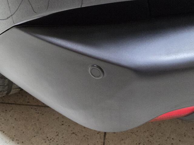 Peugeot 2008 1.2 PureTech Active/ Trekhaak/ Apple Carplay/ DAB+/ Navi/ Airco/ Cruise/ Elek. pakket/ Isofix/ Bluetooth/ Multi. LEDER. Stuur/ Mist./ PDC/ Dakrails.