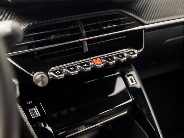 Peugeot 2008 1.2 PureTech Allure Sport Automaat (APPLE CARPLAY, NAVIGATIE, CLIMATE, 360 CAMERA, LEDER, SPORTSTOELEN, GETINT GLAS, ZWART HEMEL, CRUISE, NIEUWSTAAT)