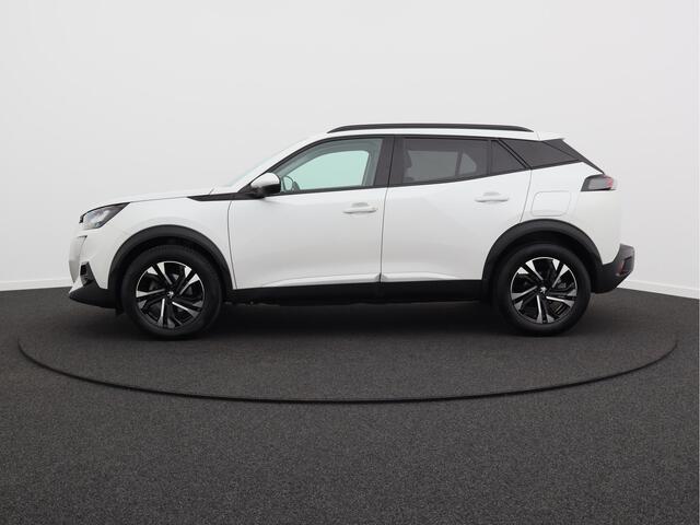 Peugeot 2008 1.2 PureTech Blue Lease Allure/ trekhaak/ zeer mooi!