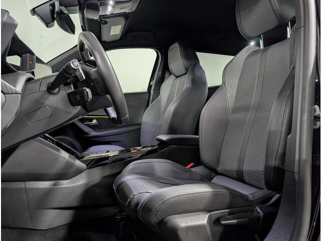 Peugeot 2008 GT 1.2 Turbo 130pk EAT8 | 360° CAMERA | KEYLESS ENTRY | NAVI | ADAPTIVE CRUISE | ALL-SEASONBANDEN | HALF LEDER/STOF