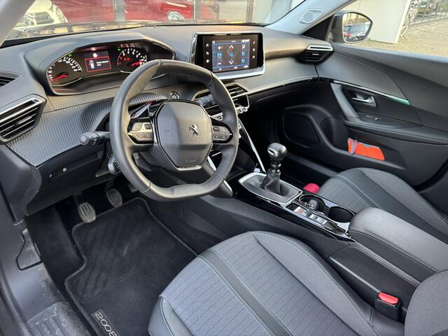 Peugeot 2008 1.2 PureTech 130pk Allure*Navigatie*