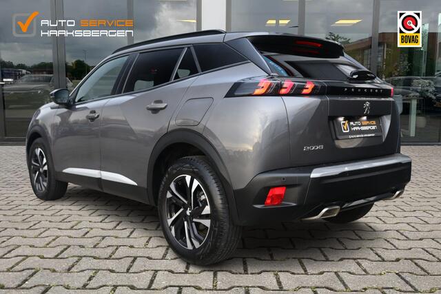 Peugeot 2008 1.2 PureTech Allure | Camera | DAB | 17 Inch |