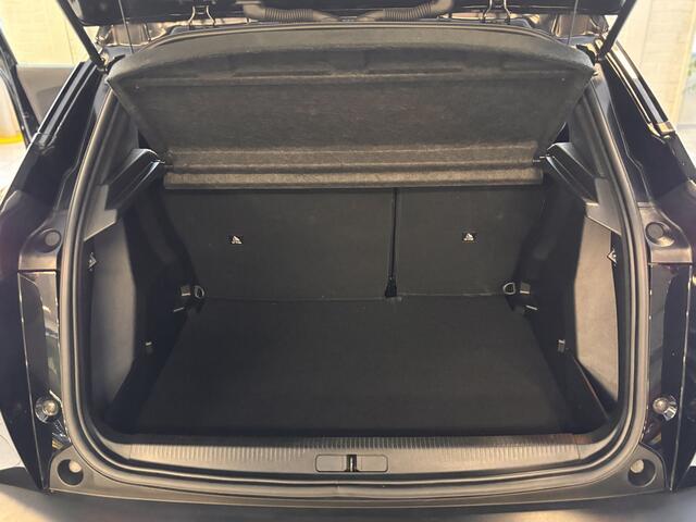 Peugeot 2008 1.2 130pk Allure - FACELIFT - CARPLAY - PDC V+A