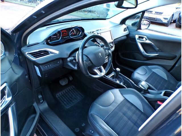 Peugeot 2008 1.2 PureTech Allure AUTOMAAT CRUISECONTROL TELEFOON......