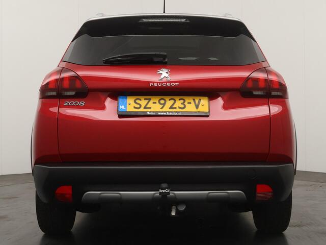 Peugeot 2008 1.2 PureTech Allure - Navigatie - Trekhaak - Climate Control - Panorama Dak