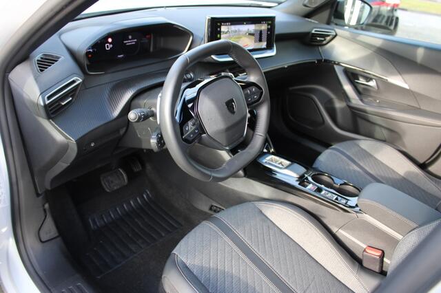 Peugeot 2008 1.2 Hyb 136 Allure