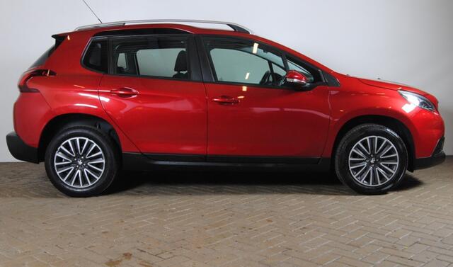 Peugeot 2008 1.2 PureT. Blue Lion | NAV | Apple Carplay | Cruise | Automaat