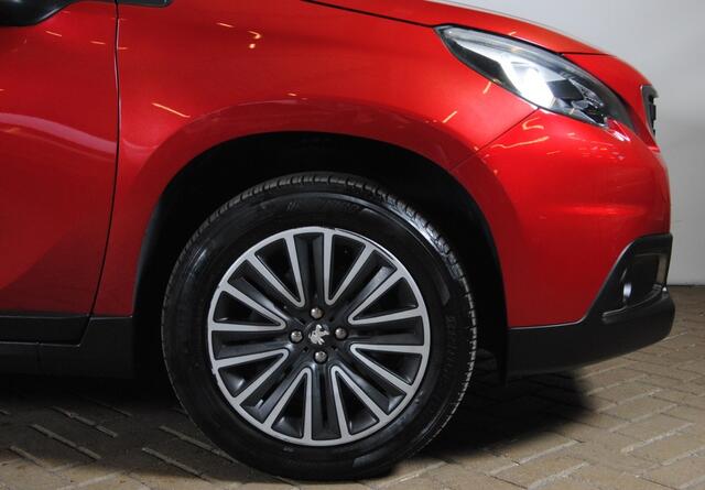 Peugeot 2008 1.2 PureT. Blue Lion | NAV | Apple Carplay | Cruise | Automaat