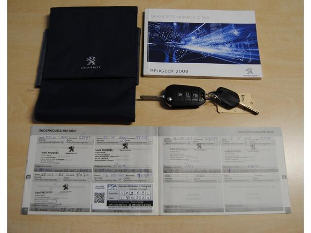 Peugeot 2008 1.2 PureT. Blue Lion | NAV | Apple Carplay | Cruise | Automaat