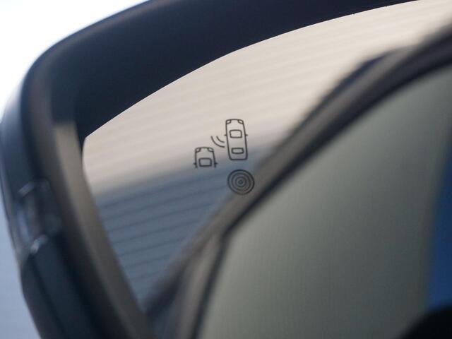 Peugeot 2008 1.2 Hybrid 145 GT