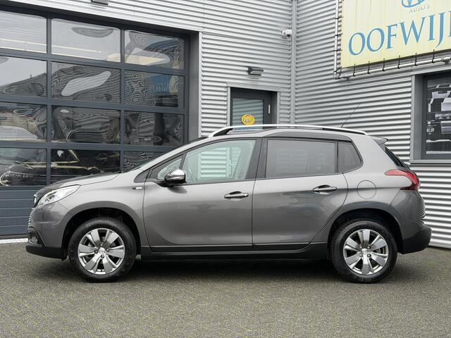 Peugeot 2008 1.2 PureTech Style Clima Navi CarPlay