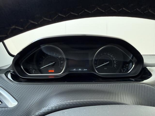 Peugeot 2008 1.2 PureTech Allure | Camera | Panodak | Climate Control | Automaat | Grip Control |
