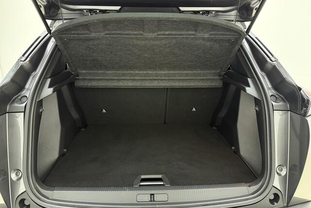 Peugeot 2008 1.2 PureTech GT-Line | Apple carplay/Android auto | Achteruitrijcamera | Cruise control | Navigatie | Led koplampen | Lichtmetalen velgen 17'' |