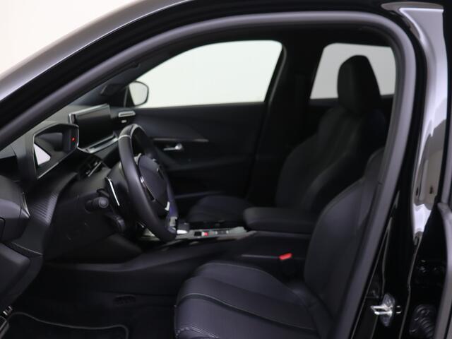 Peugeot 2008 1.2 Hybrid 136 GT