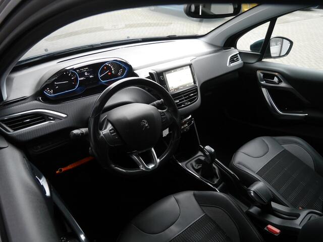 Peugeot 2008 1.2 PureTech Allure | Trekhaak | Lichtmetalen velgen | Apple carplay/Android auto | Regensensor | Achteruitrijcamera | DAB | Extra getint glas | Cruise control | Climate control