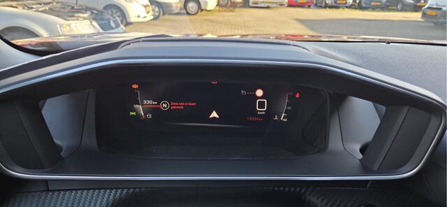 Peugeot 2008 1.2 PureTech GT Pack Trekhaak Navi Cruise Climat