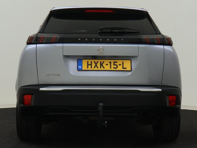Peugeot 2008 1.2 PureTech 100 Allure | Nieuwe Distributieriem | Handgeschakeld | Zesversnellingsbak | Donker getint glas achter | | Cruise control | Automatisch dimmende binnenspiegel | Parkeersensoren |