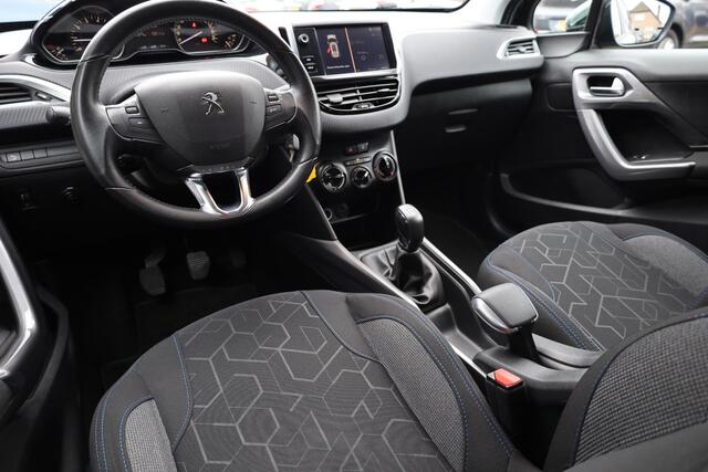 Peugeot 2008 1.2 PureTech Active TREKHAAK-AFN CARPLAY CRUISE PDC LMV DEALEROND.