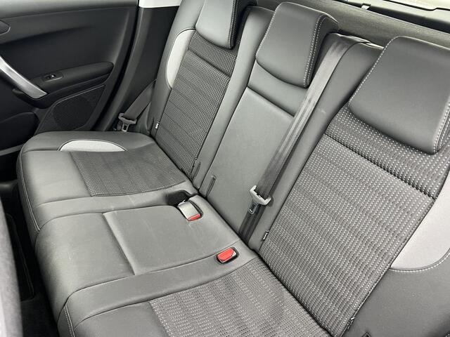 Peugeot 2008 1.2 PureTech Allure | Nieuw Binnen | Navigatie | Climate Control | APK 29-11-2027 |