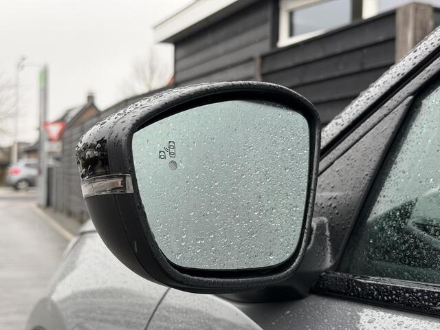 Peugeot 2008 GT Pack 1.2 PureTech 130PK EAT8 Automaat Navigatie, Camera Voor & Achter, Alcantara, Stoelverwarming, Massage