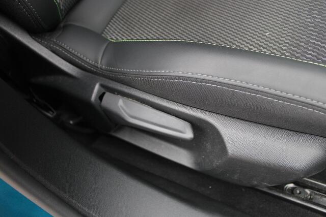 Peugeot 2008 1.2 Hybrid 136 GT Automaat Airco Camera Carplay