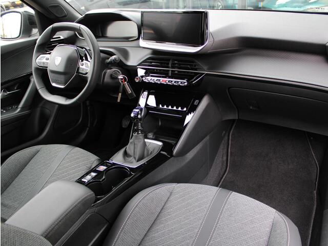 Peugeot 2008 1.2 PureTech 100 Allure | Navi / Camera / Climate