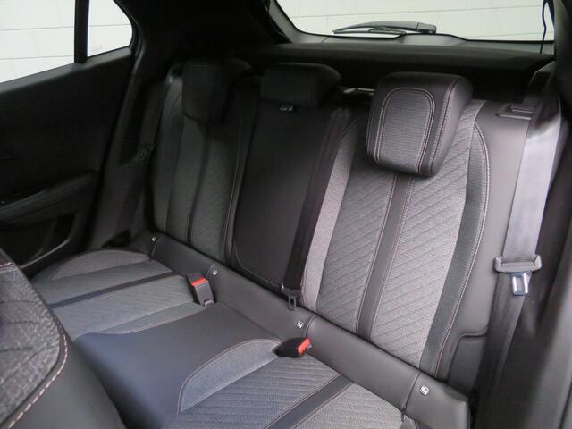 Peugeot 2008 1.2 Hyb 145 Allure