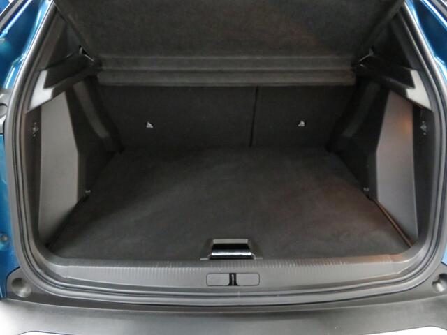 Peugeot 2008 1.2 Hyb 145 Allure