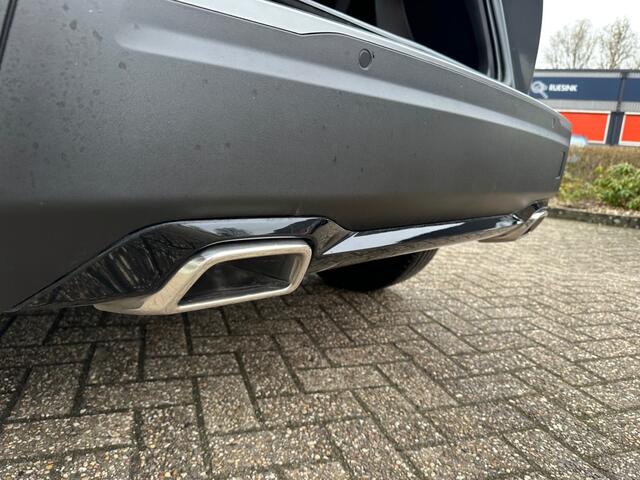 Peugeot 2008 1.2 HYB 145 ALLURE