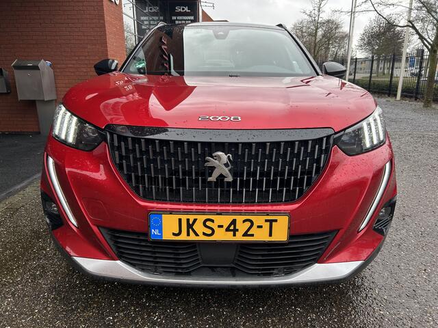 Peugeot 2008 1.2 PureTech GT-Line // NAVI // TREKHAAK// ADAPTIVE CRUISE // CAMERA // SCHUIF-KANTEL DAK