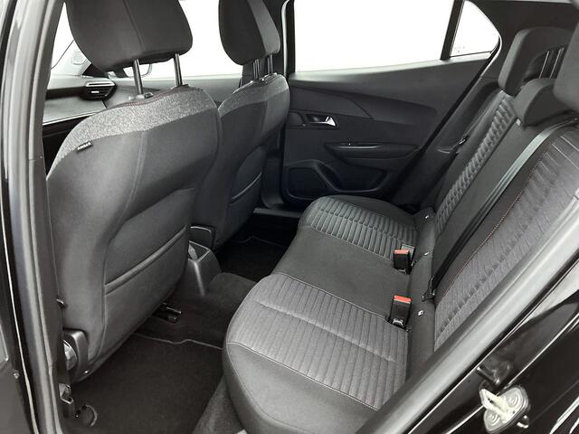 Peugeot 2008 1.5 HDi Blue Active / Trekhaak / Airco-ecc./ Pdc+Camera / Navigatie / Radio multimedia / Apk 12-2026