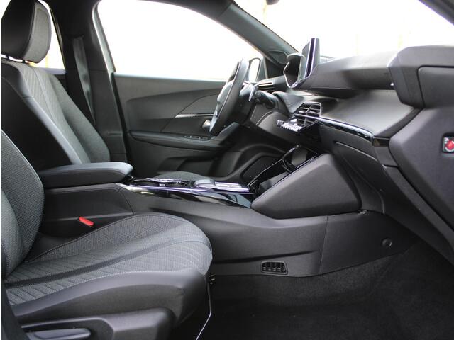 Peugeot 2008 1.2 Hybrid 145 Allure Automaat | Navi / Camera / Climate