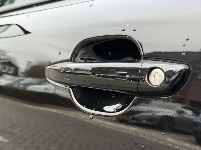 Peugeot 2008 Allure 1.2 Hybrid 145PK e-DCS6 Automaat Navigatie, Camera Voor & Achter, Keyless, Parkeersensoren, Apple Carplay, Android Auto