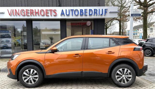 Peugeot 2008 100 Pk. Benzine Active Kenteken JXJ-50-N. * Airco * Cruise Control * Stoelverwarming * Navigatie & Spotify via Apple Carplay / Android Auto * Vingerhoets; Vierde Generatie Eersteklas Service. Al meer dan 100 jaar een begrip in de Brabantse Kempen.