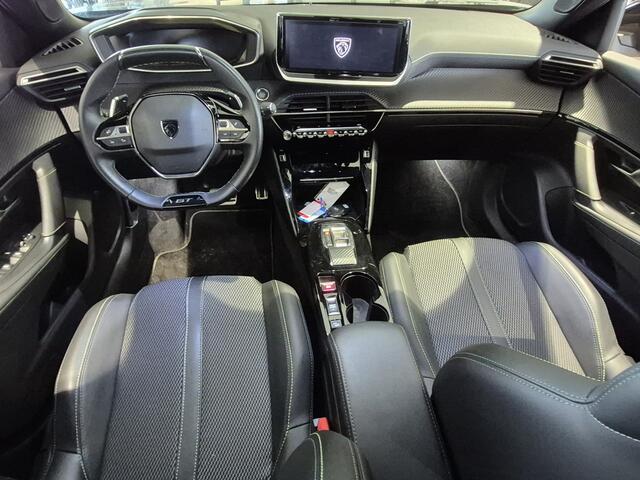 Peugeot 2008 GT 130 PK WORDT VERWACHT !! | Automaat | Navigatie | Camera Voor en Achter | Apple Carplay en Android Auto | Keyless Entry en Start | Dodehoek Bewaking | Draadloze Telefoonlader |