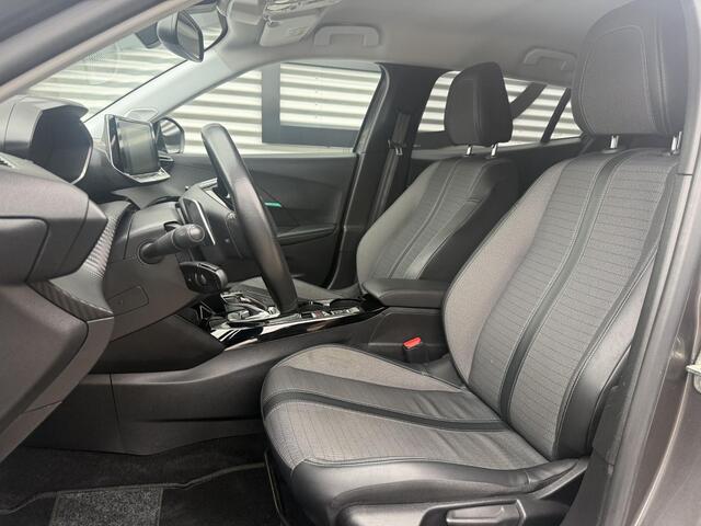 Peugeot 2008 1.2 PureTech Allure Pack 2e Eigenaar|Navi|Carplay|Camera|Clima|Cruise|Stoelverwarming|APK tot 03-2027