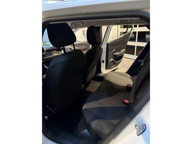 Peugeot 2008 1.2 PureTech Active