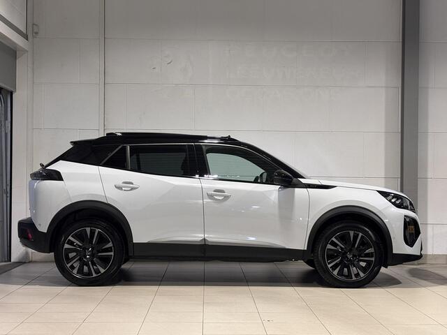 Peugeot 2008 GT Pack 1.2 Turbo 130pk EAT8 | SCHUIF/KANTELDAK | ALCANTARA INTERIEUR | 18" LM 'EVISSA' | NAVI | 360° CAMERA | STOELVERW. | DODEHOEKBEW. | DRAADLOZE LADER |