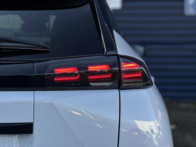 Peugeot 2008 1.2 Hybrid 145 GT | Alcantara | Stoelmassage/-verwarming | Keyless Entry/Start | Full LED | Climate Control | Adaptive Cruise Control | Apple Carplay/Android Auto | Navigatie | Draadloze telefoonlader | Dodehoek | Parkeercamera/-sensoren |