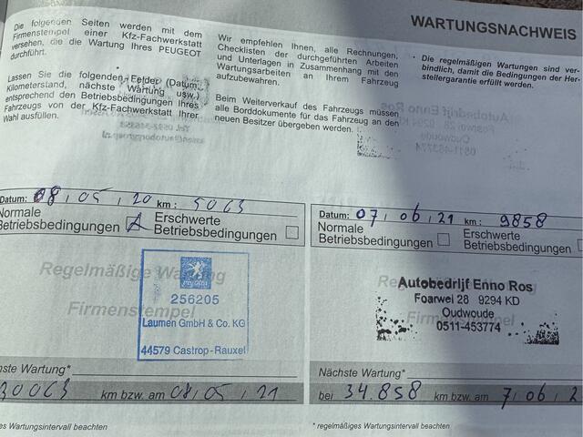 Peugeot 2008 1.2 PureTech Blue Lease Allure GRATIS Afleverpakket! | Stoelverwarming | Panoramadak |